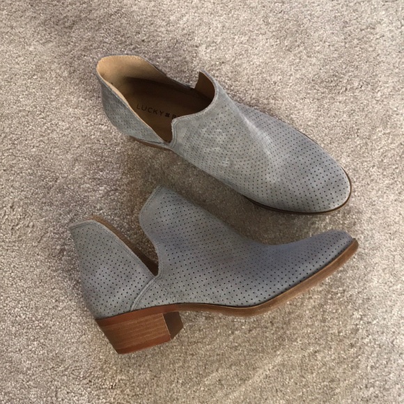 COPY - Lucky Brand Booties (size 8) Never Worn - Picture 2 of 3